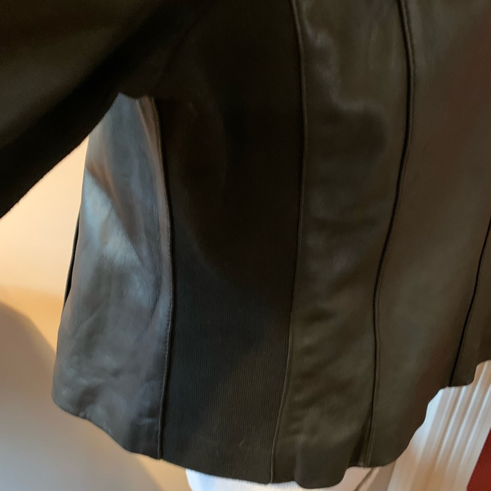 ❤️Gorgeous Leather Jacket❤️ - Picture 10 of 16